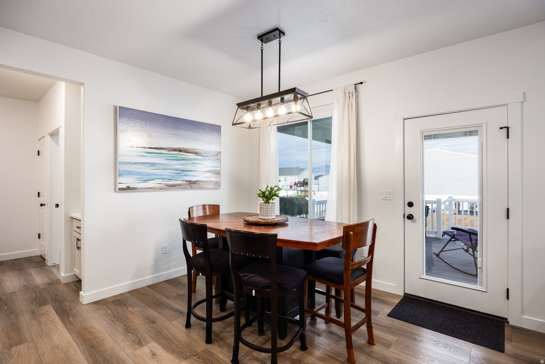 SILVER SADDLE - Residential