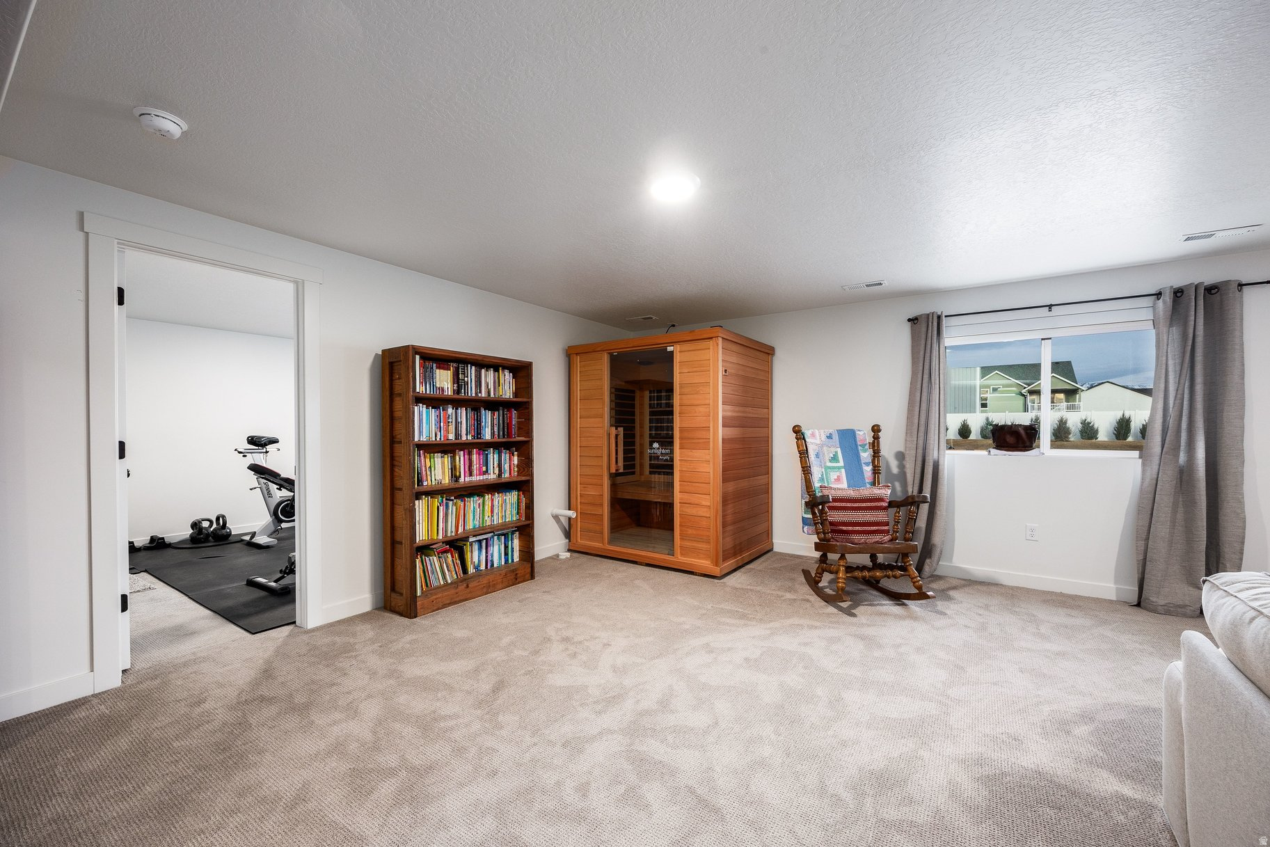 SILVER SADDLE - Residential