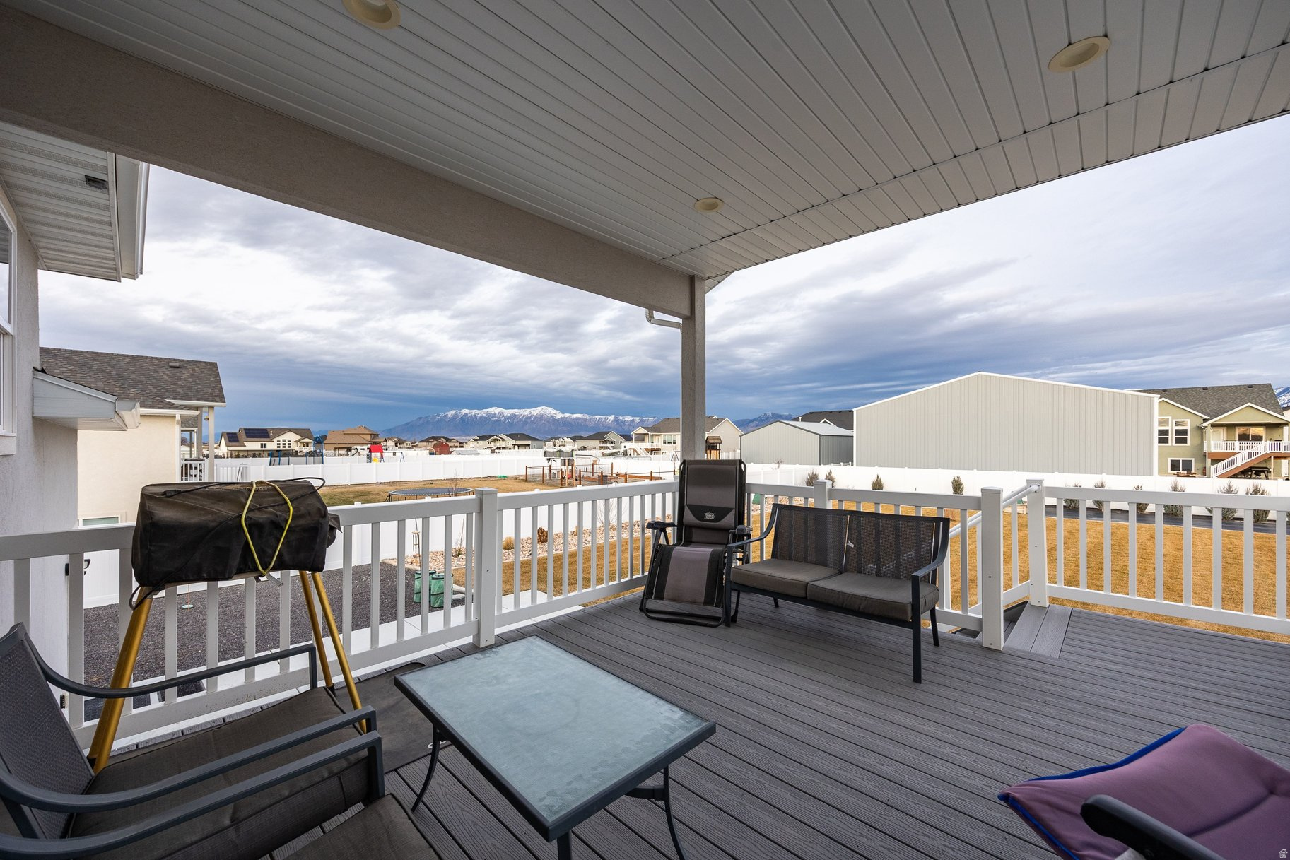 SILVER SADDLE - Residential