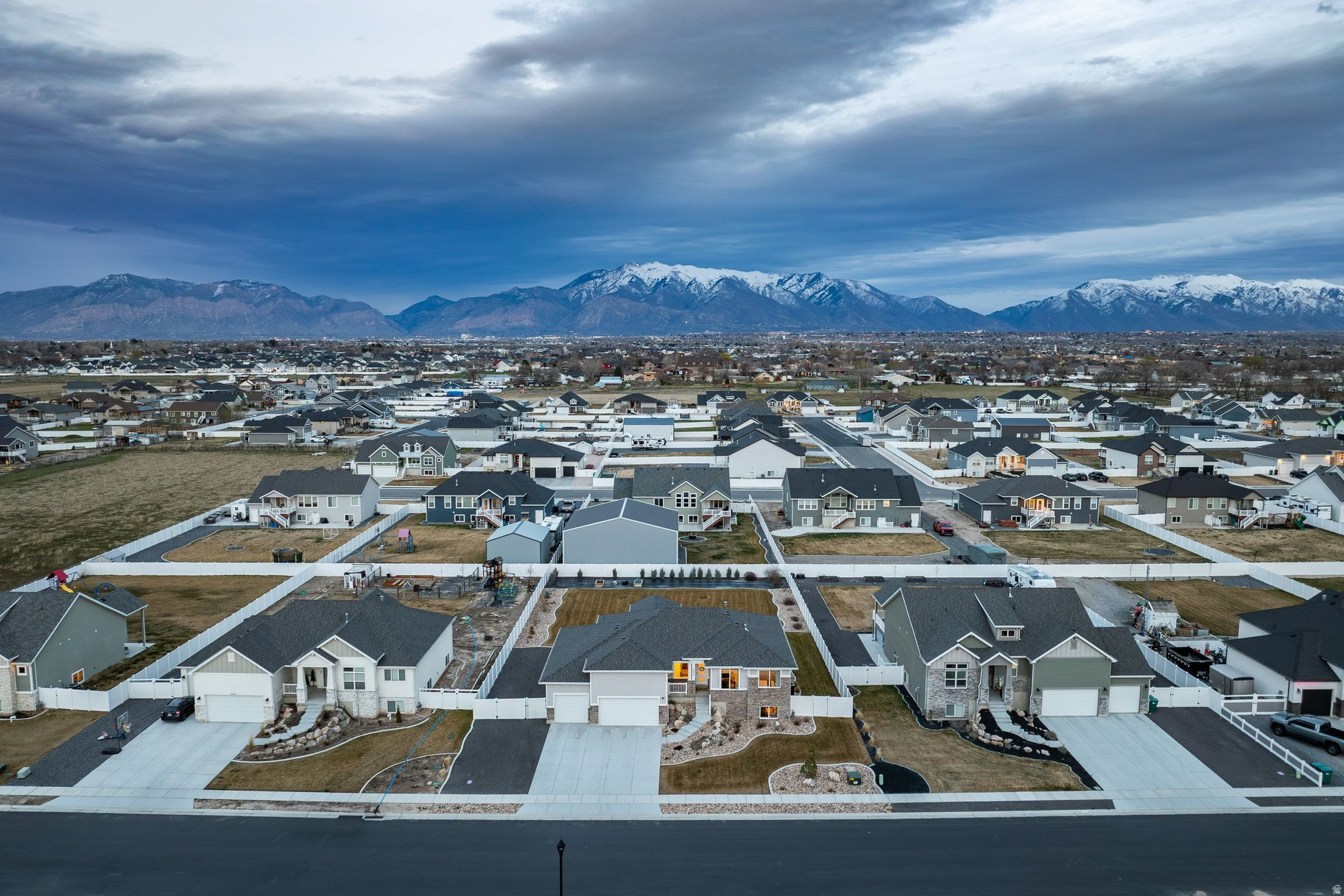 SILVER SADDLE - Residential