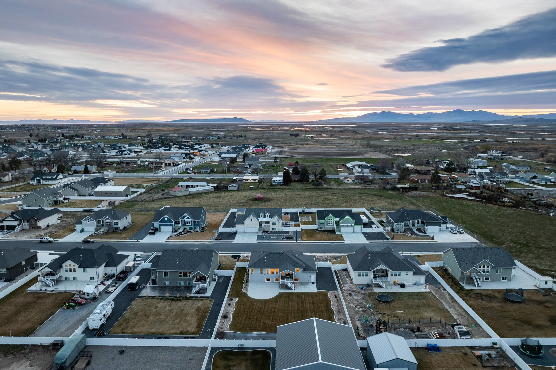 SILVER SADDLE - Residential