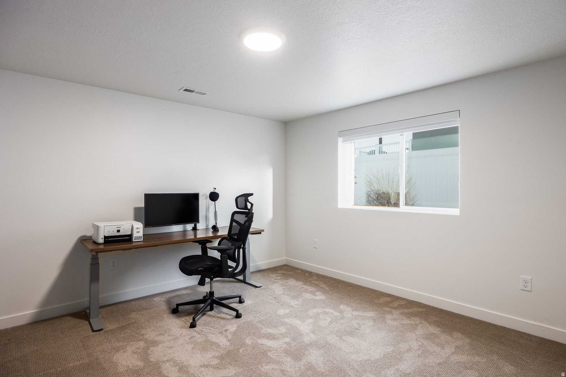 SILVER SADDLE - Residential