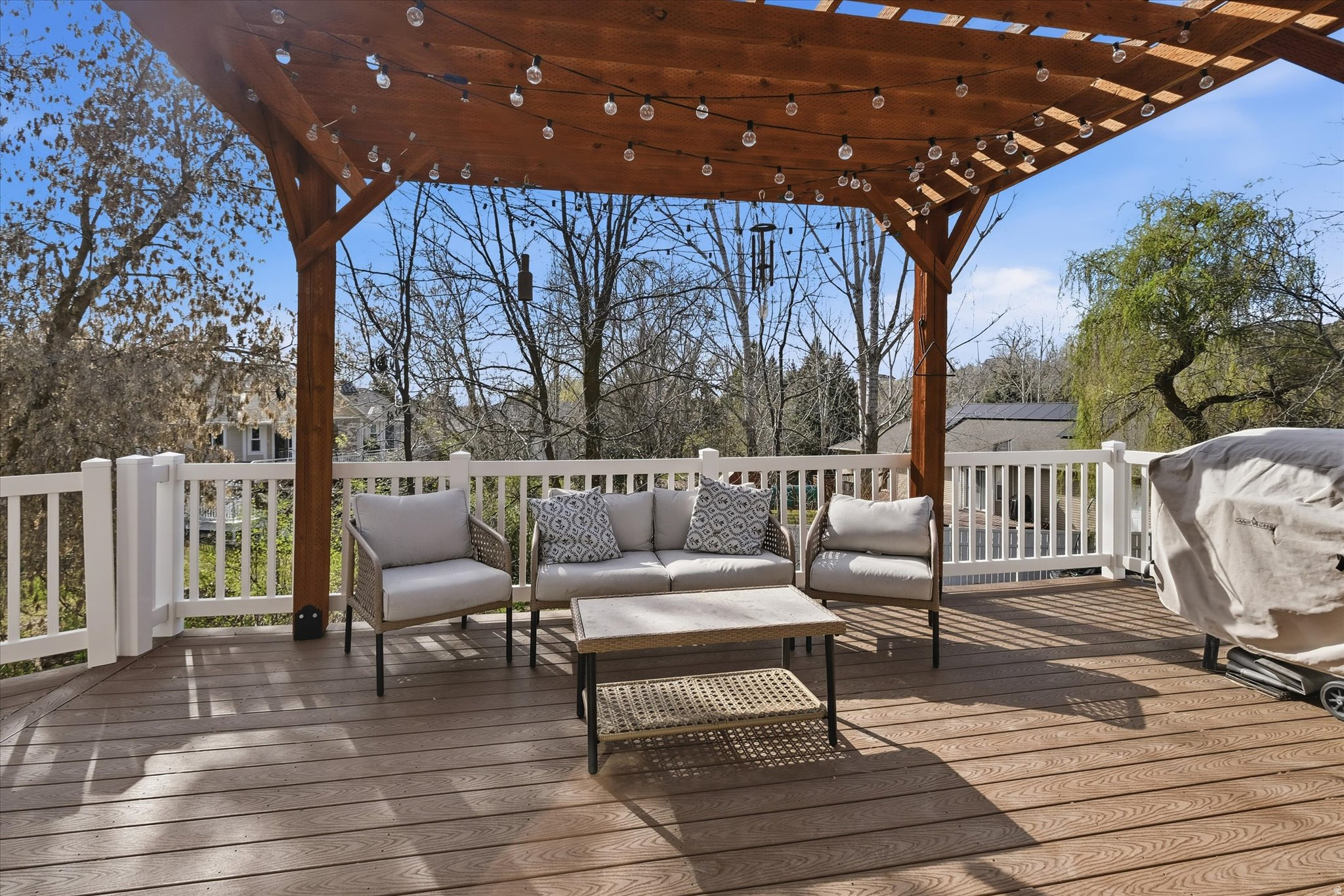 THREE CREEKS ESTATES - Residential