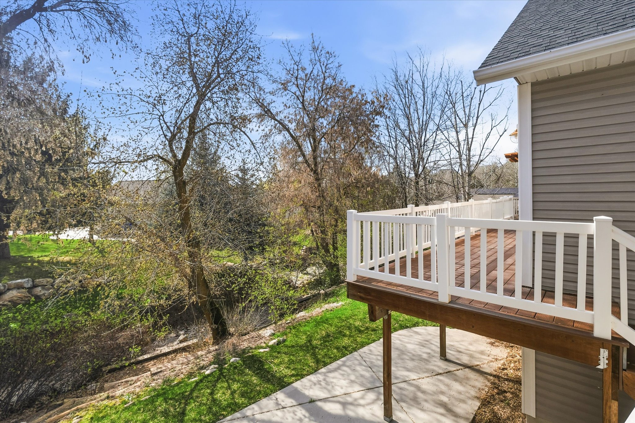 THREE CREEKS ESTATES - Residential