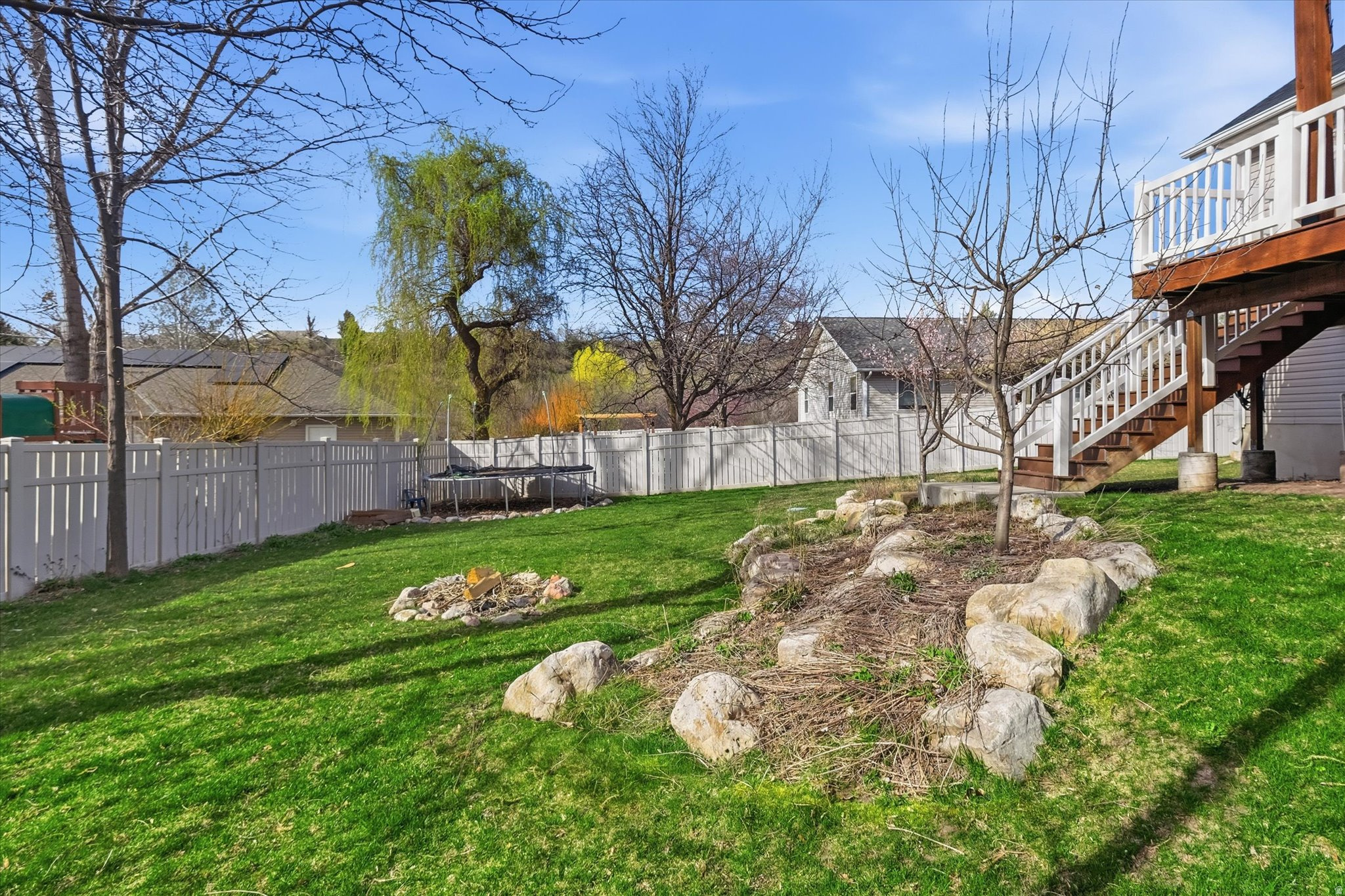 THREE CREEKS ESTATES - Residential