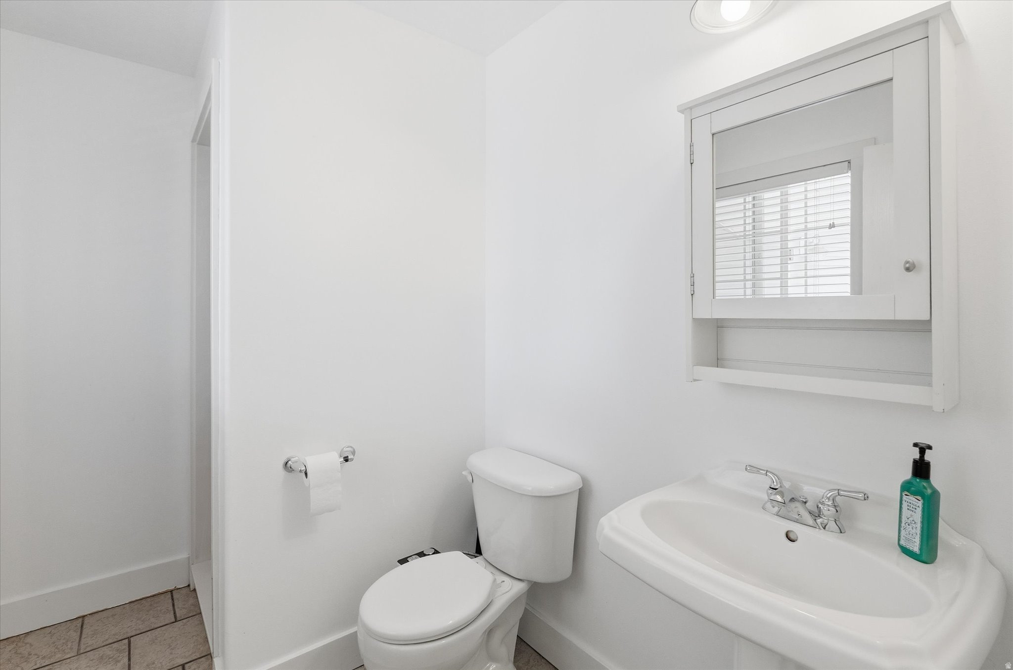 THREE CREEKS ESTATES - Residential