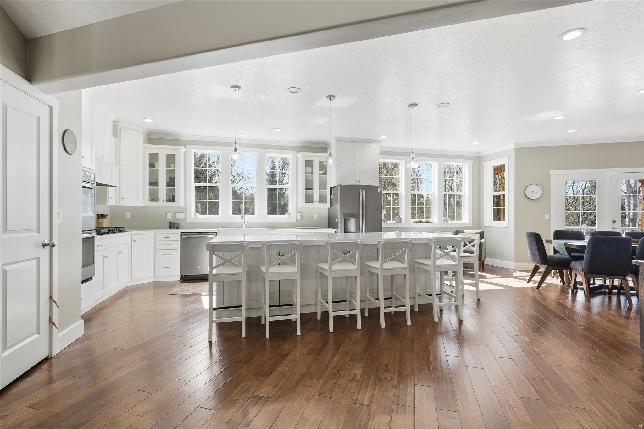 THREE CREEKS ESTATES - Residential