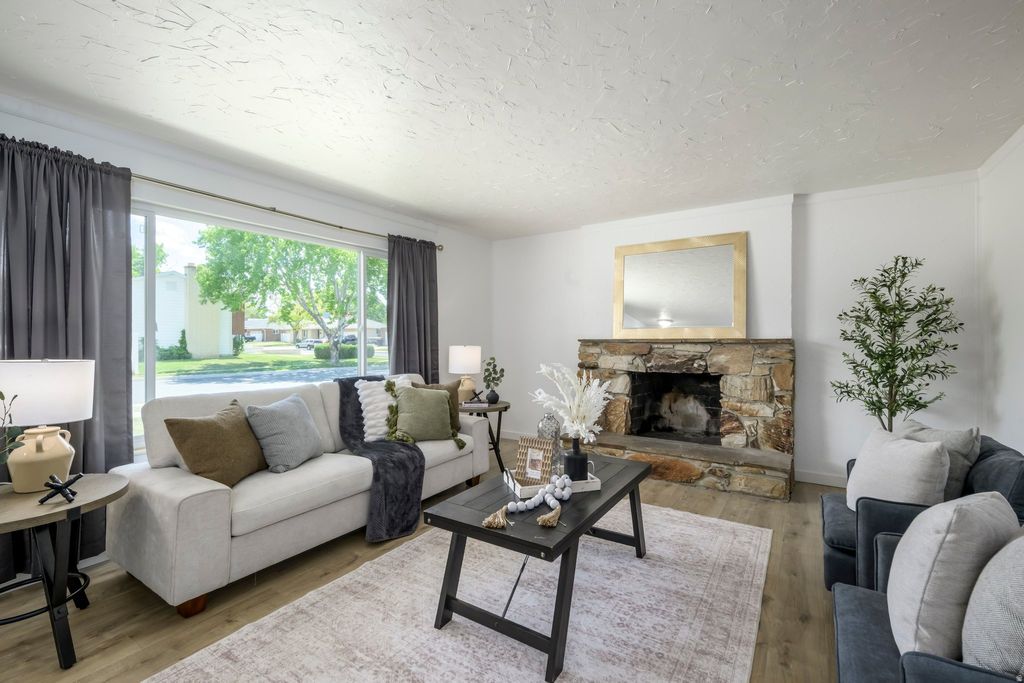 Photo of 753 E 6410 S, Murray, UT 84107 (MLS # 2160350)