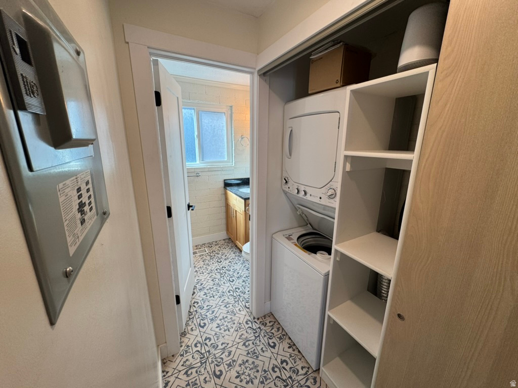 PLAT B - Residential Income