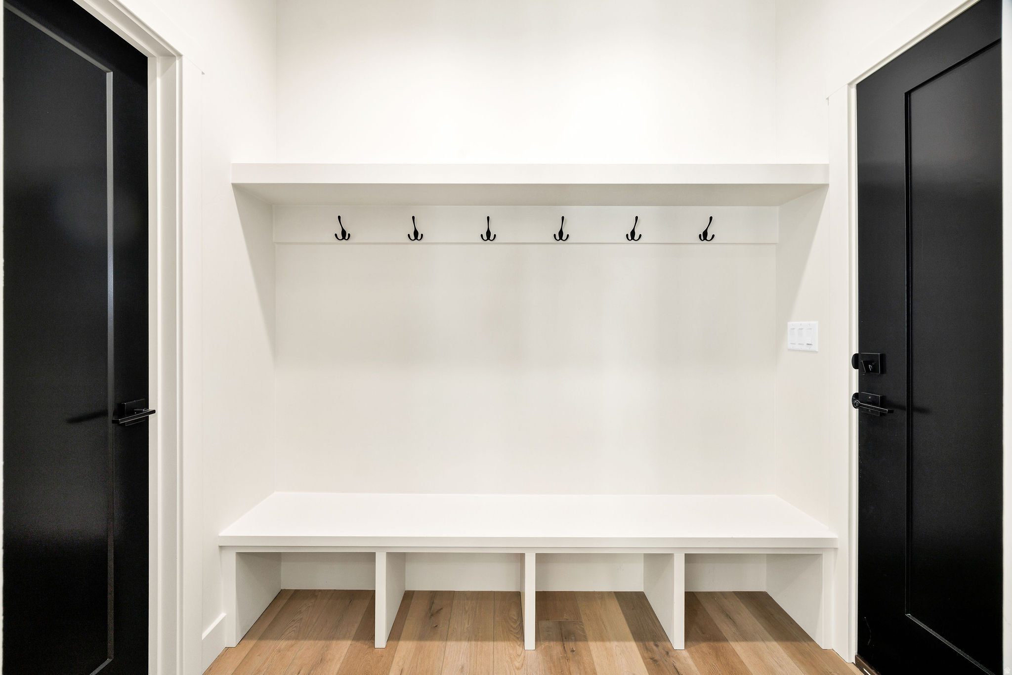 HOMES ON THE KNOLL - Residential