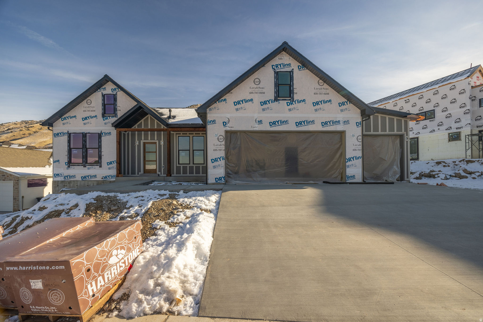 HOMES ON THE KNOLL - Residential