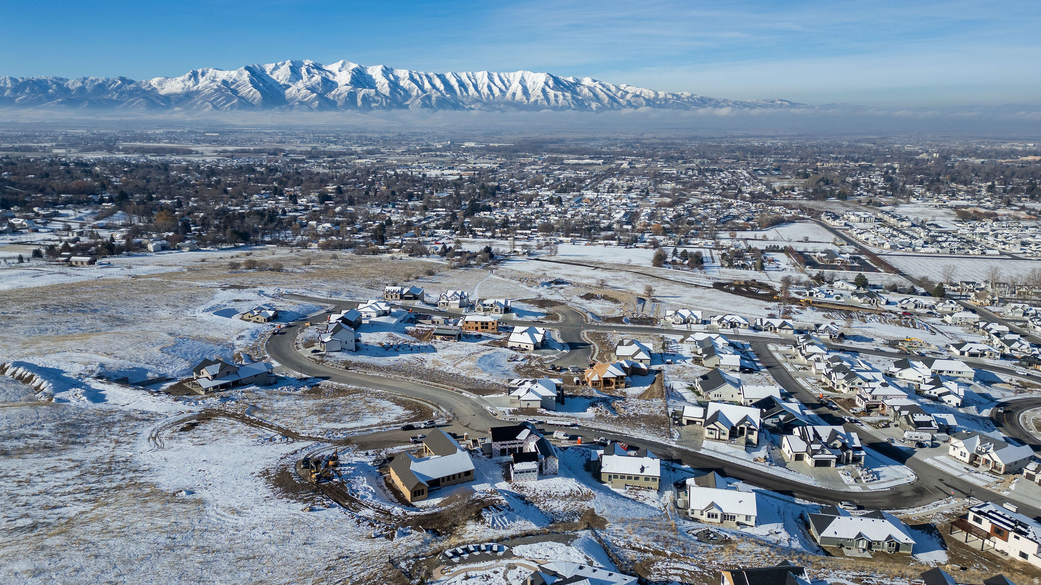 HOMES ON THE KNOLL - Residential