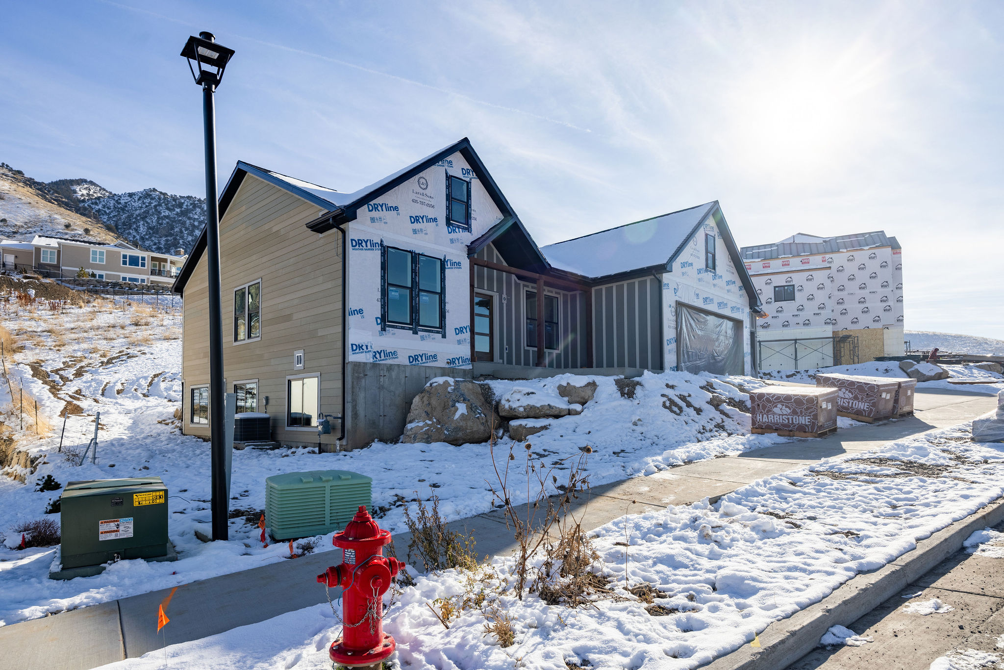 HOMES ON THE KNOLL - Residential