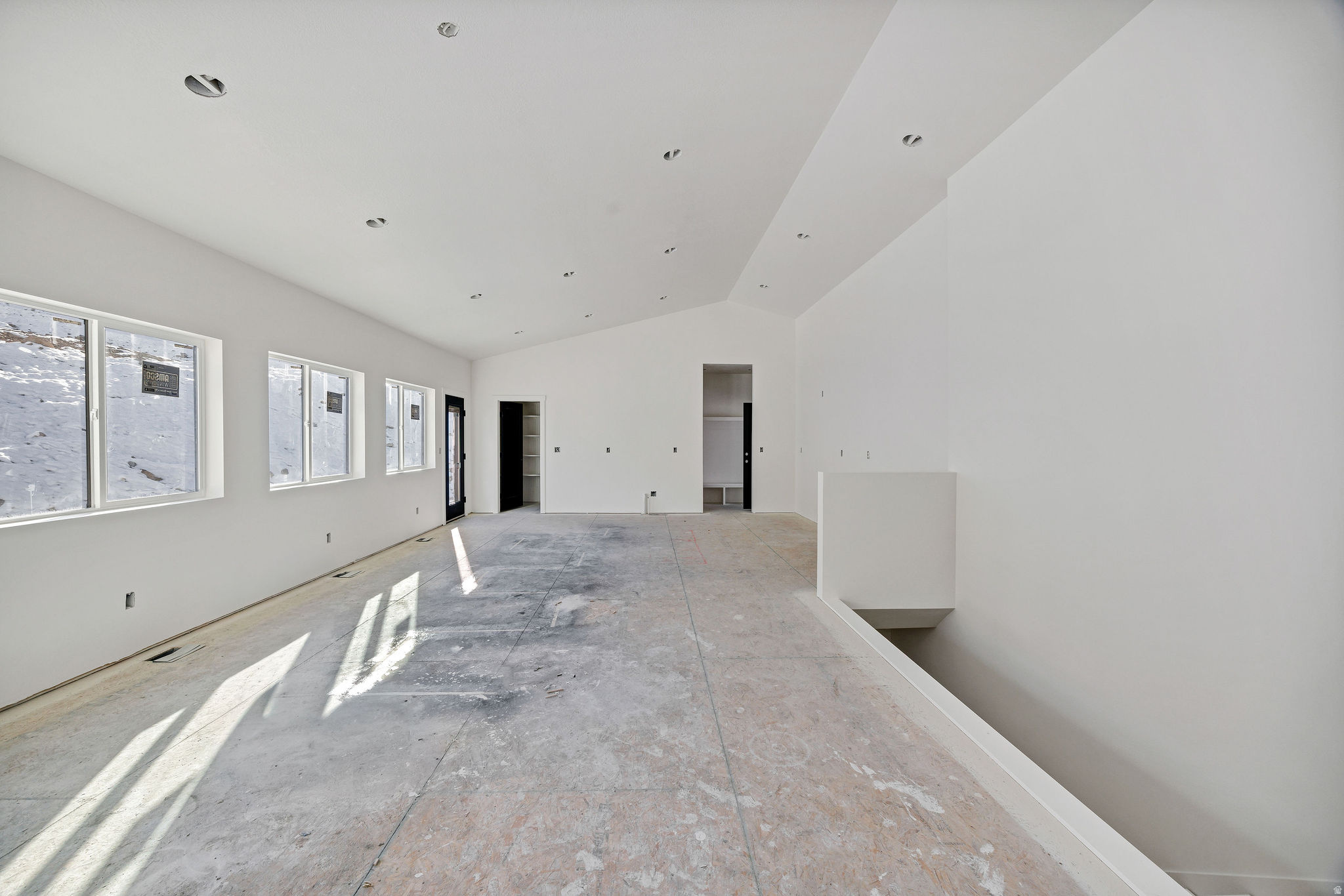 HOMES ON THE KNOLL - Residential