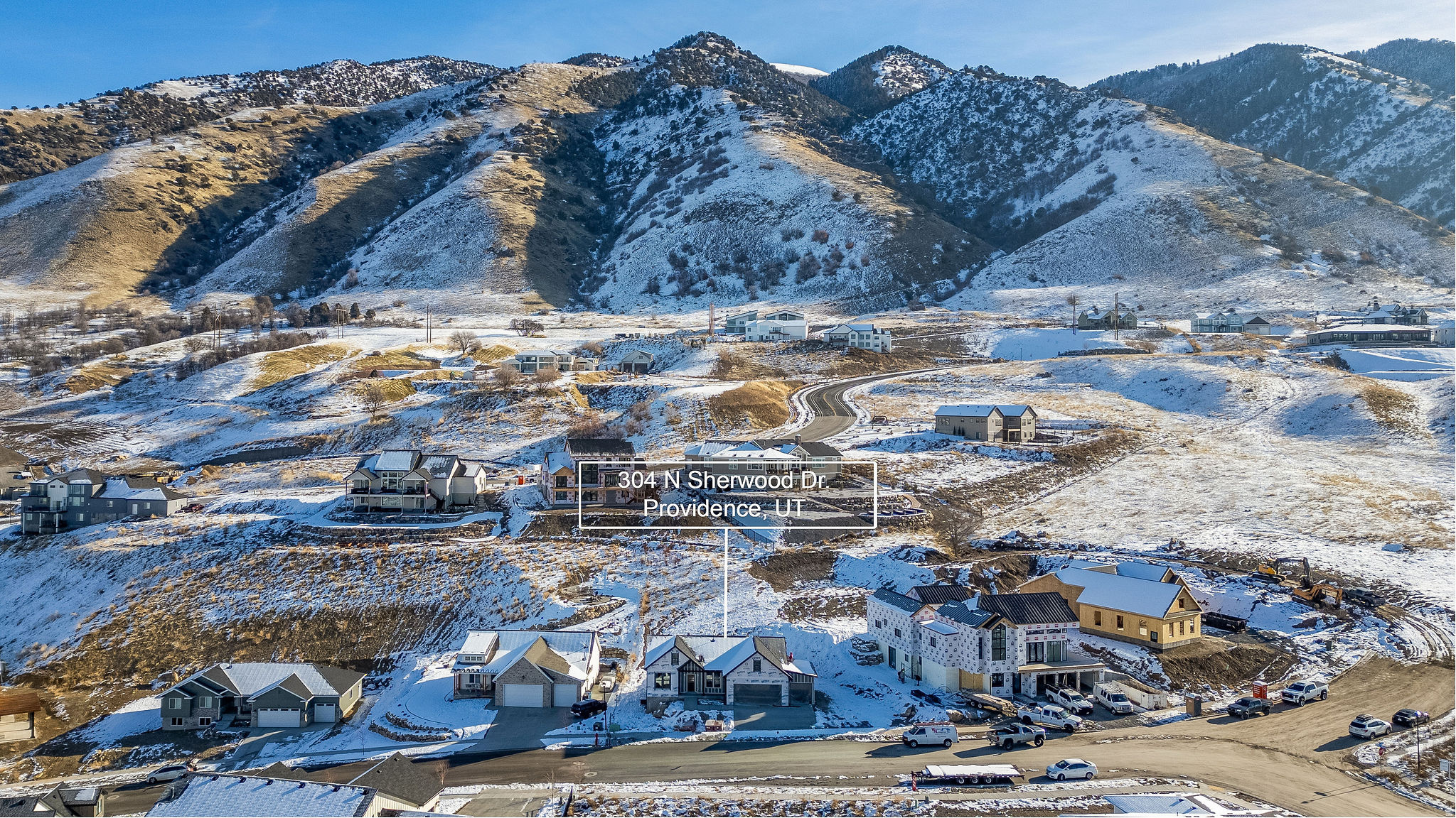 HOMES ON THE KNOLL - Residential