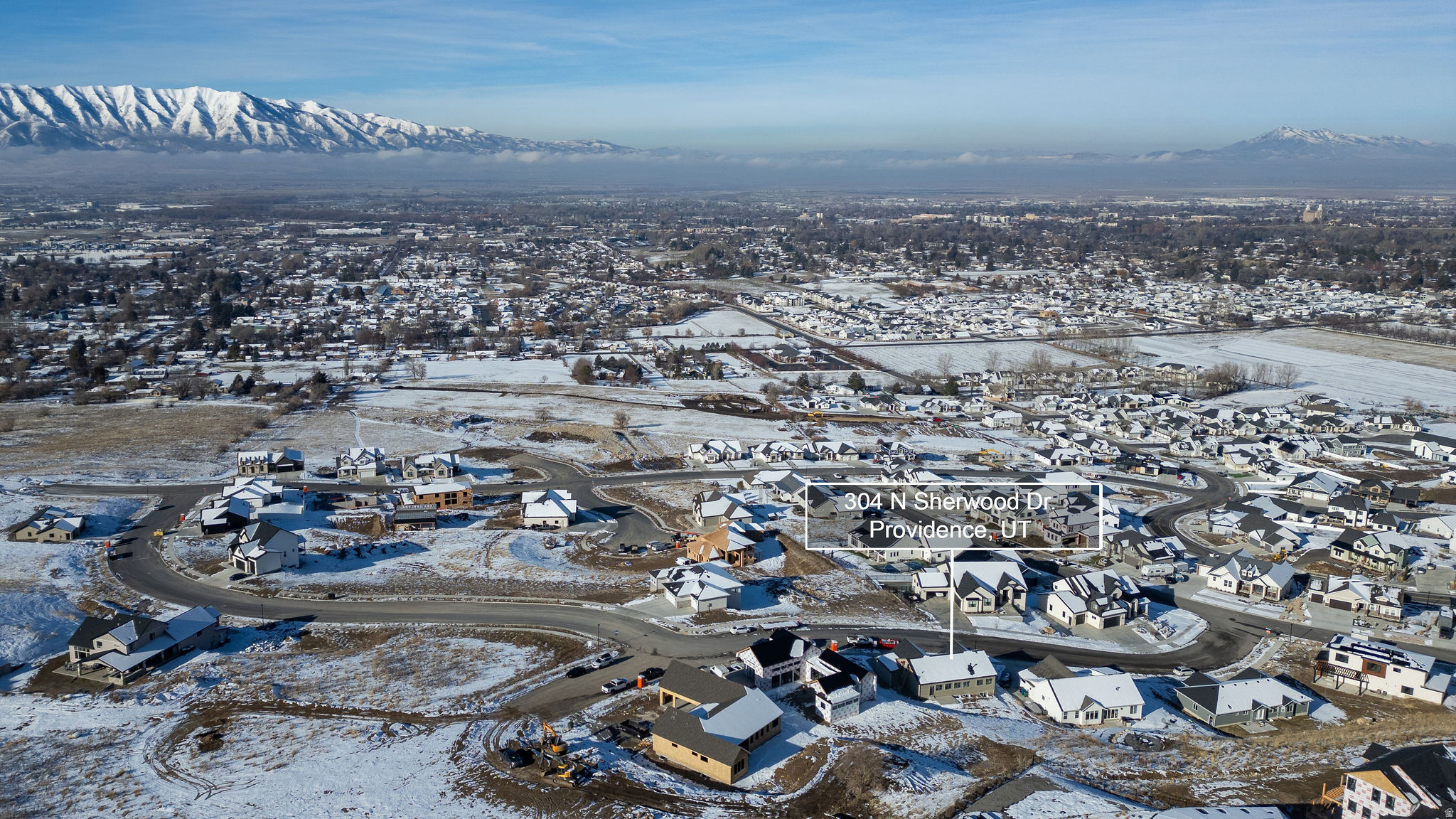 HOMES ON THE KNOLL - Residential