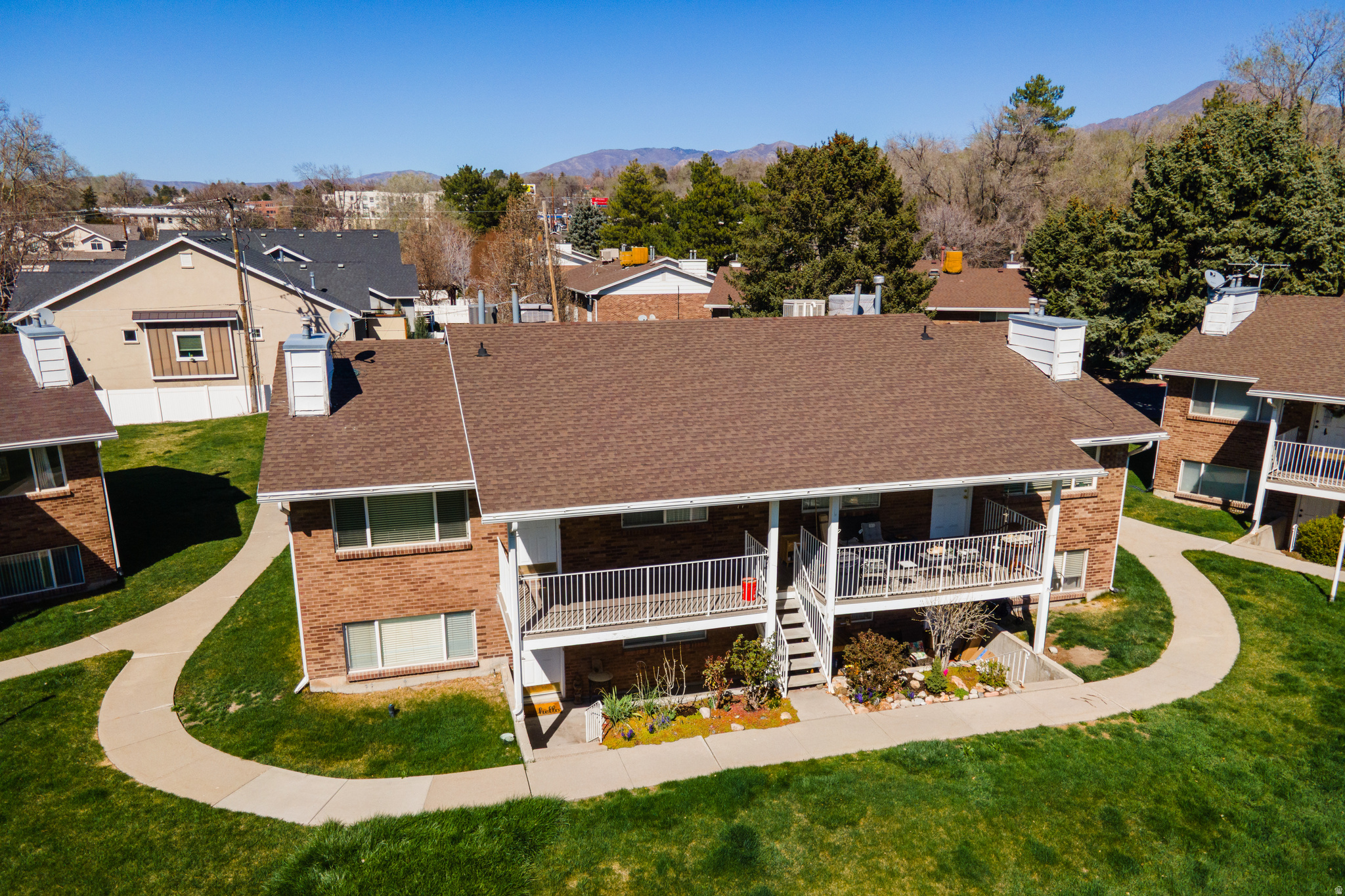 MT. VERNON ESTATES - Residential