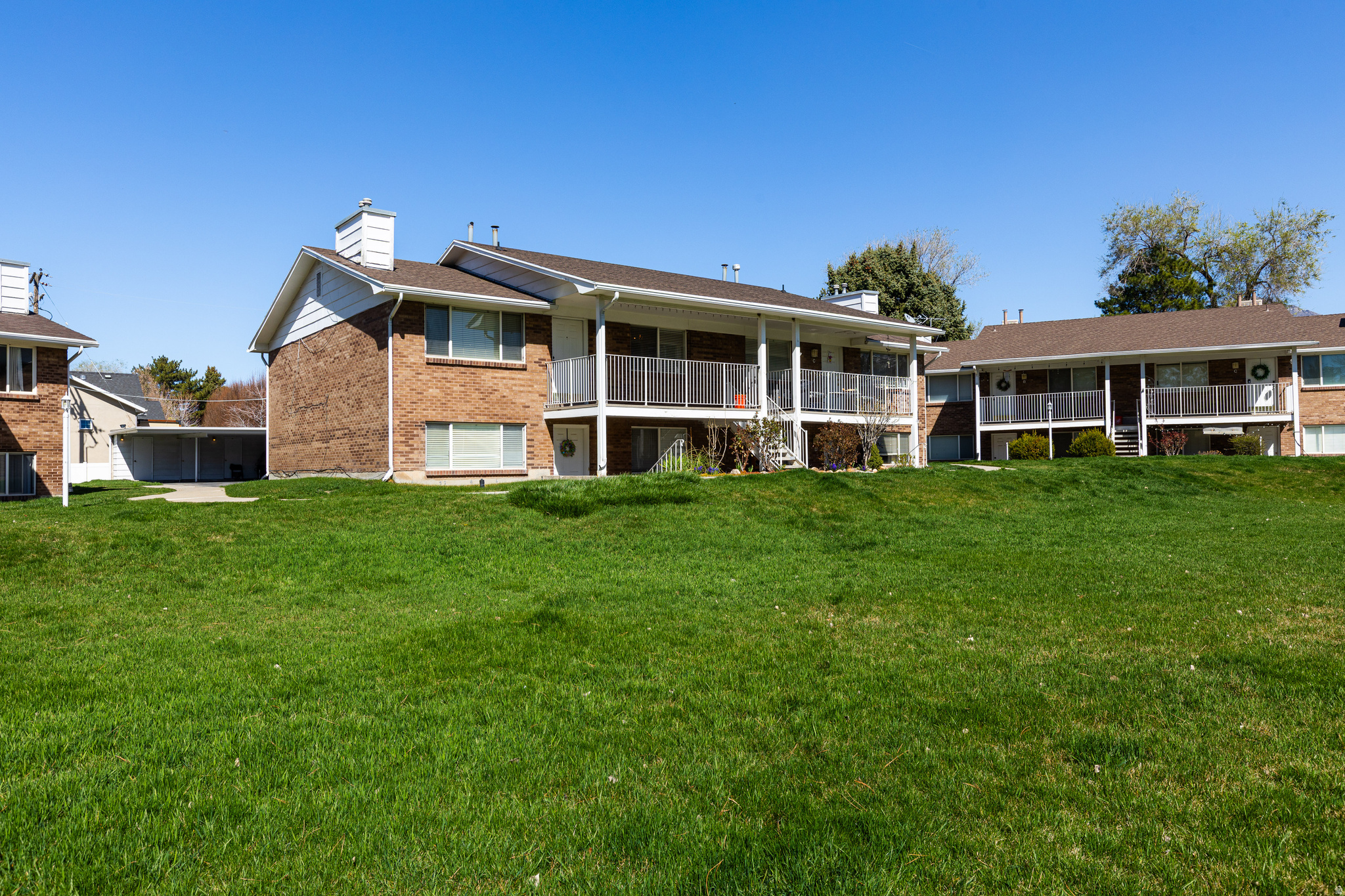 MT. VERNON ESTATES - Residential