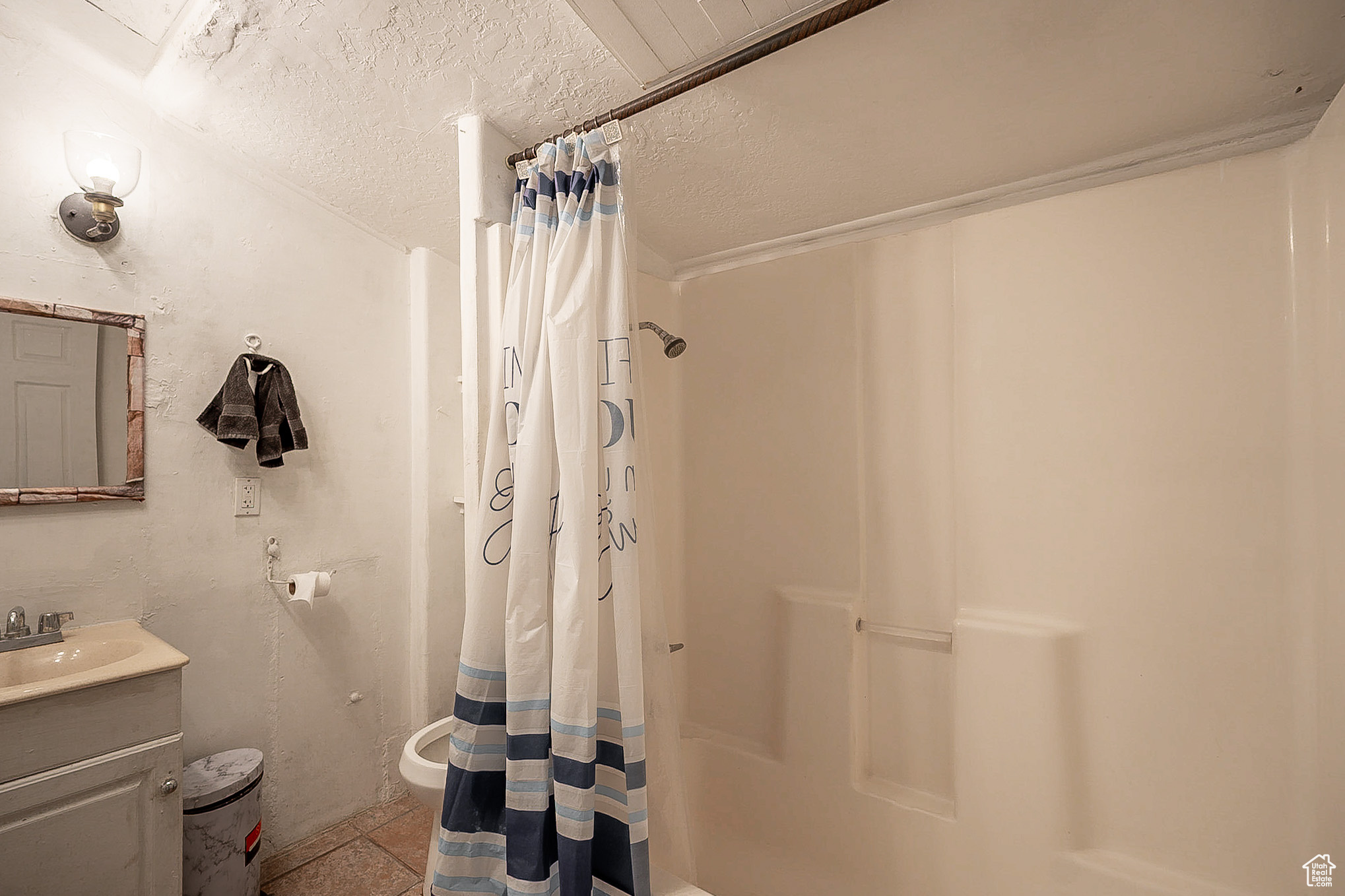 NORTH SUMMIT - Residential