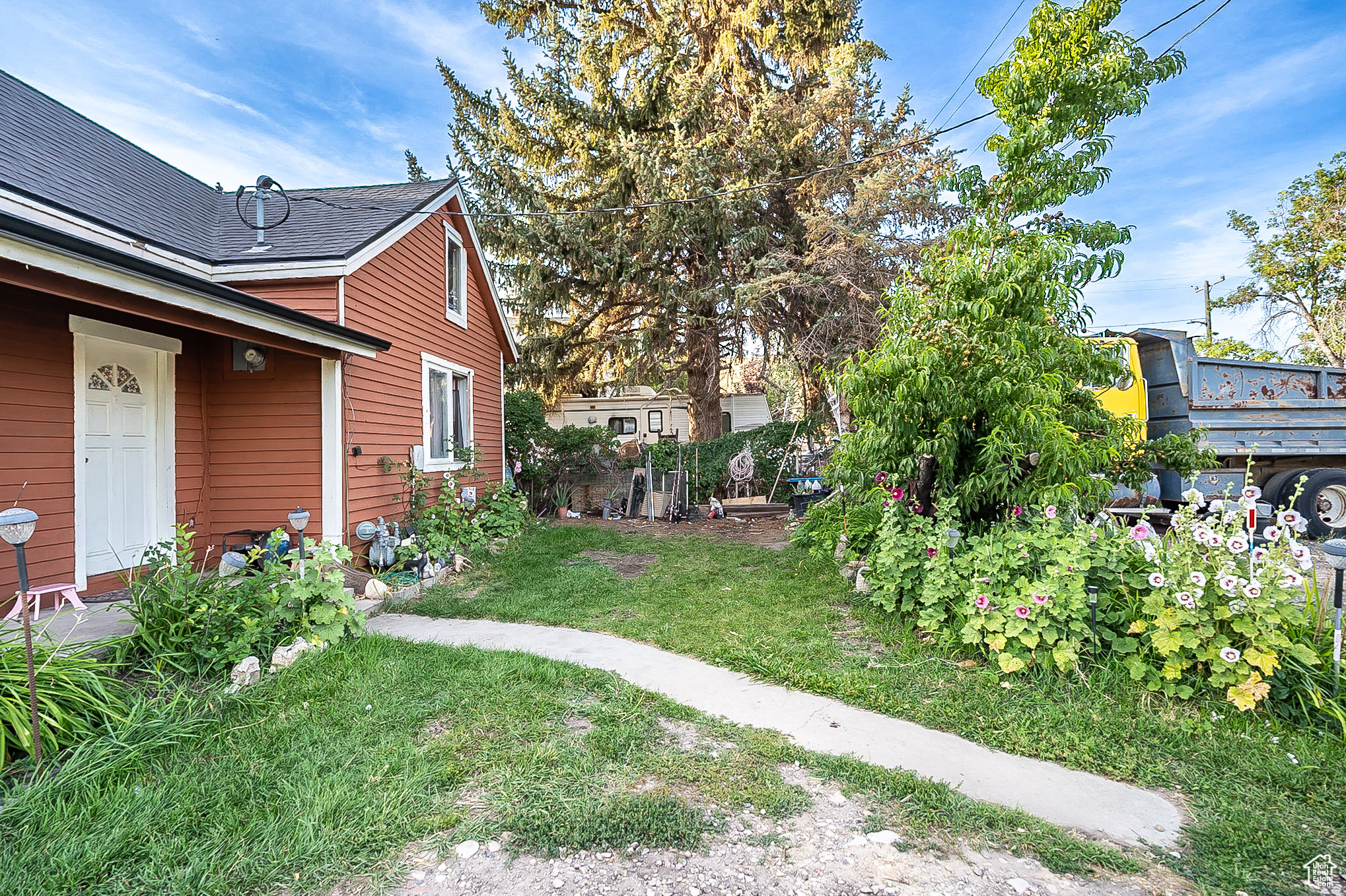 NORTH SUMMIT - Residential