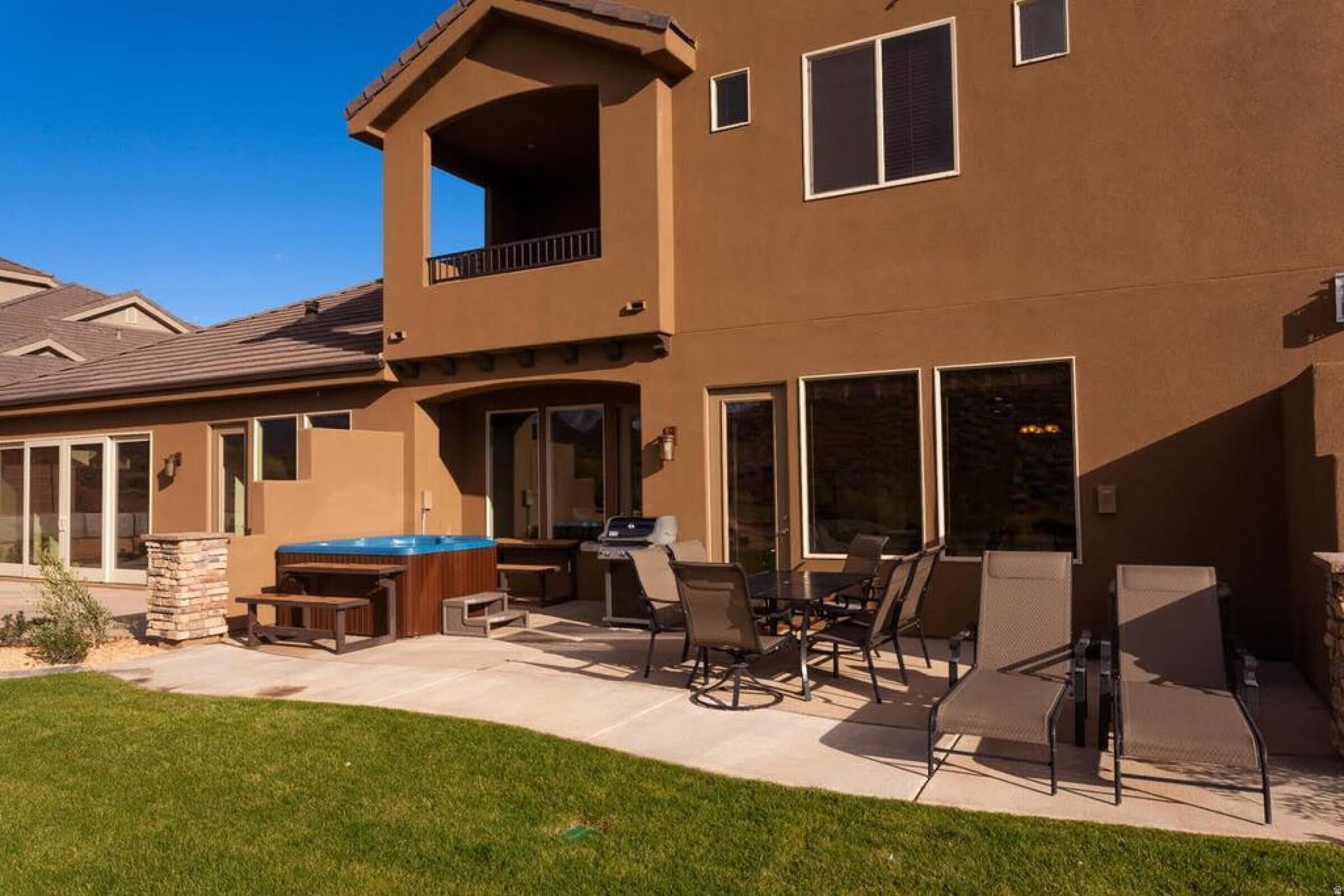 CORAL RIDGE TOWNHOMES PH 2 - Residential