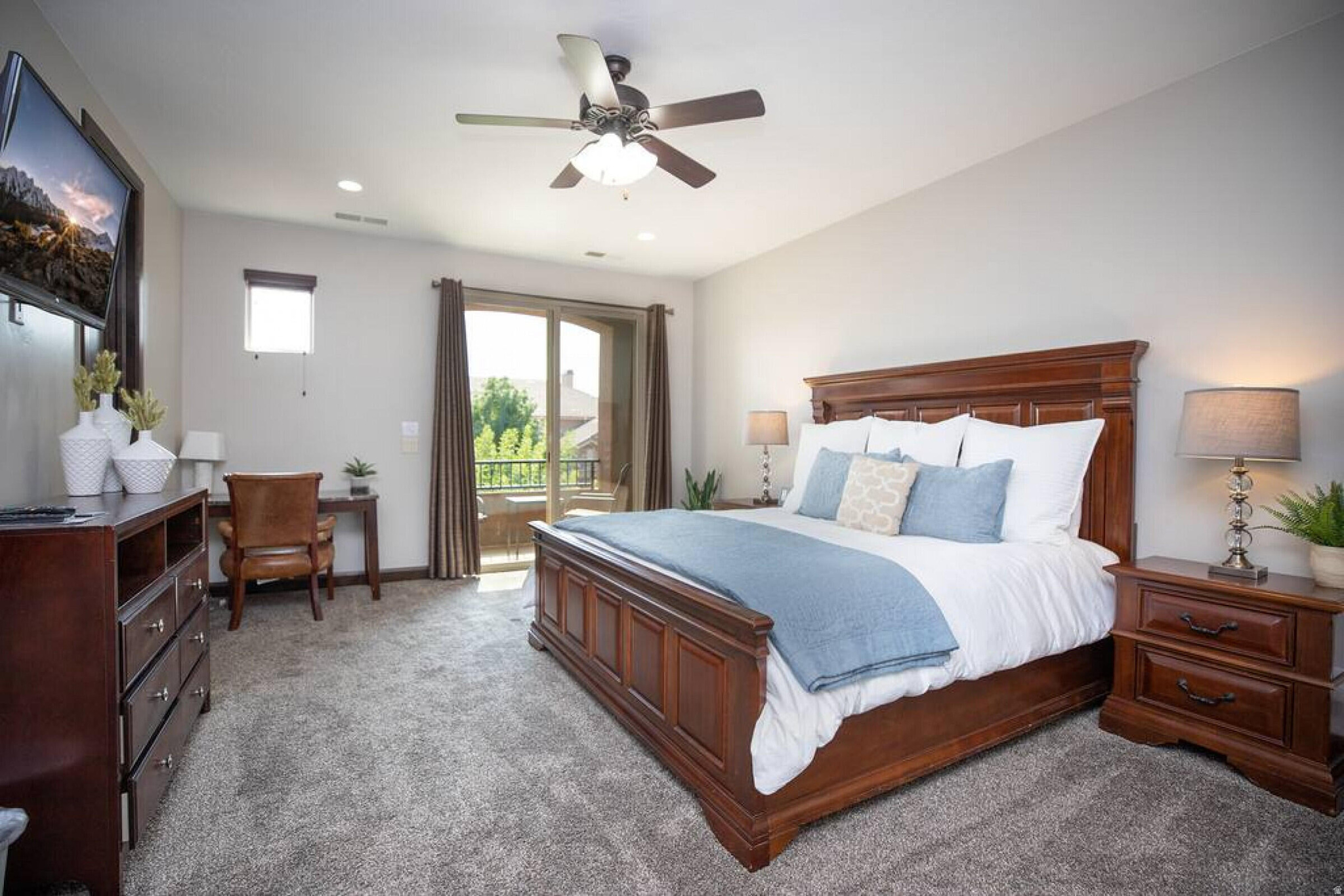 CORAL RIDGE TOWNHOMES PH 2 - Residential