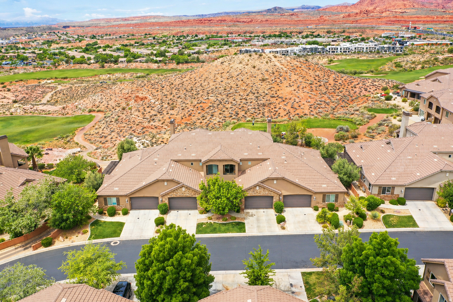 CORAL RIDGE TOWNHOMES PH 2 - Residential