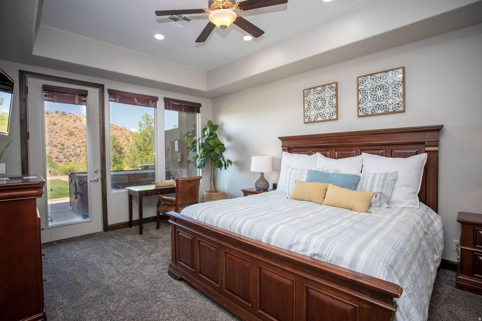 CORAL RIDGE TOWNHOMES PH 2 - Residential