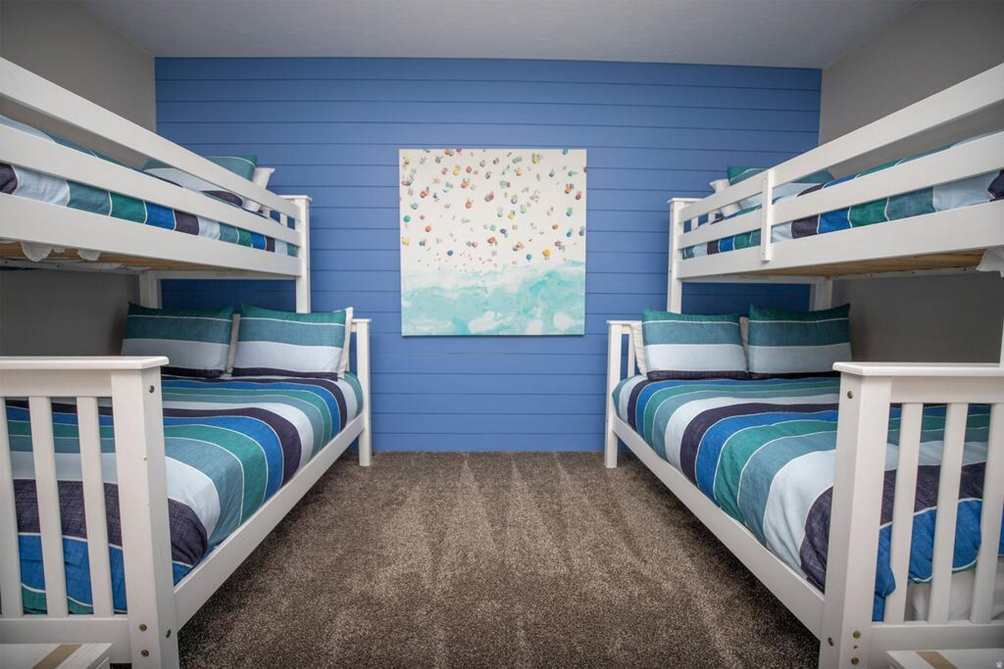 CORAL RIDGE TOWNHOMES PH 2 - Residential