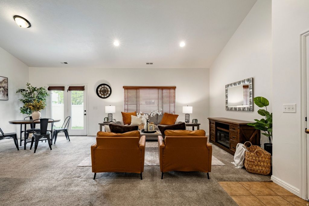 Photo of 1844 W 2300 S, Woods Cross, UT 84087 (MLS # 2156605)