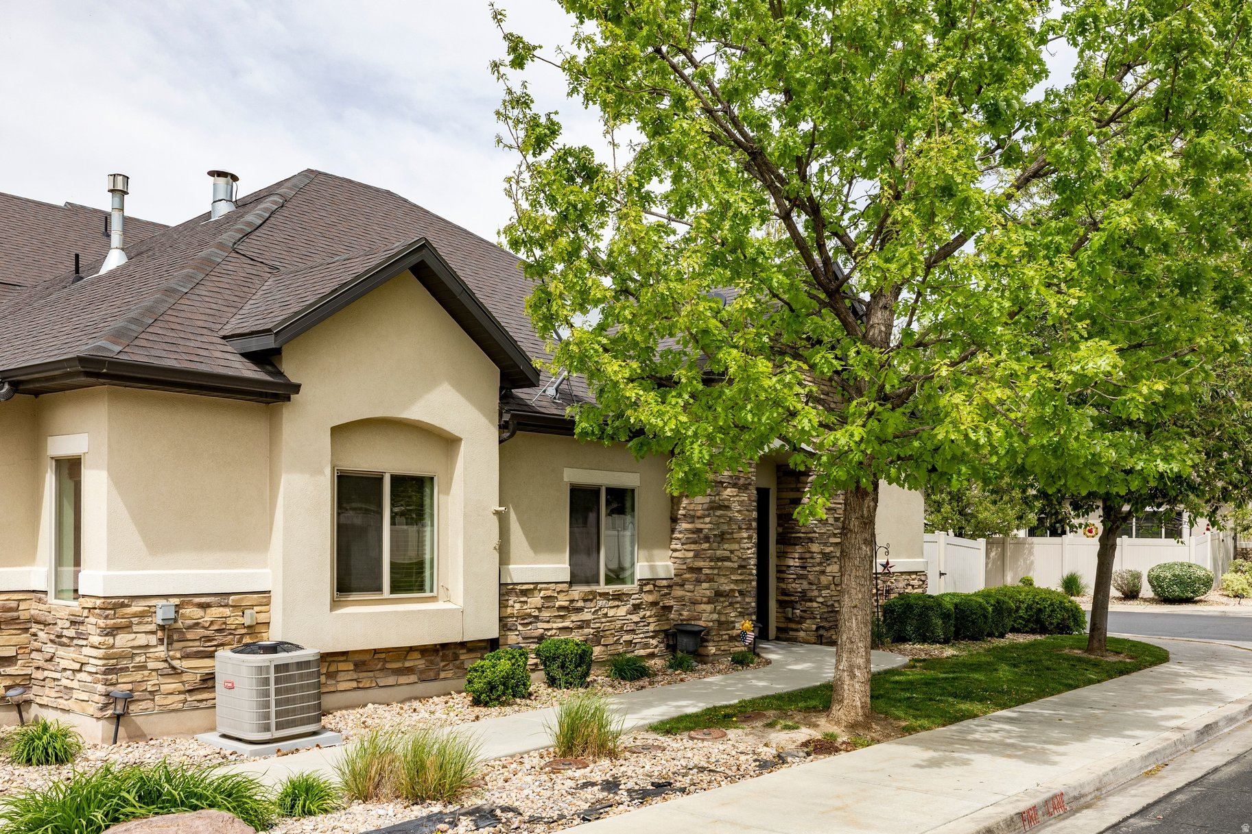 VALENTINE ESTATES - Residential