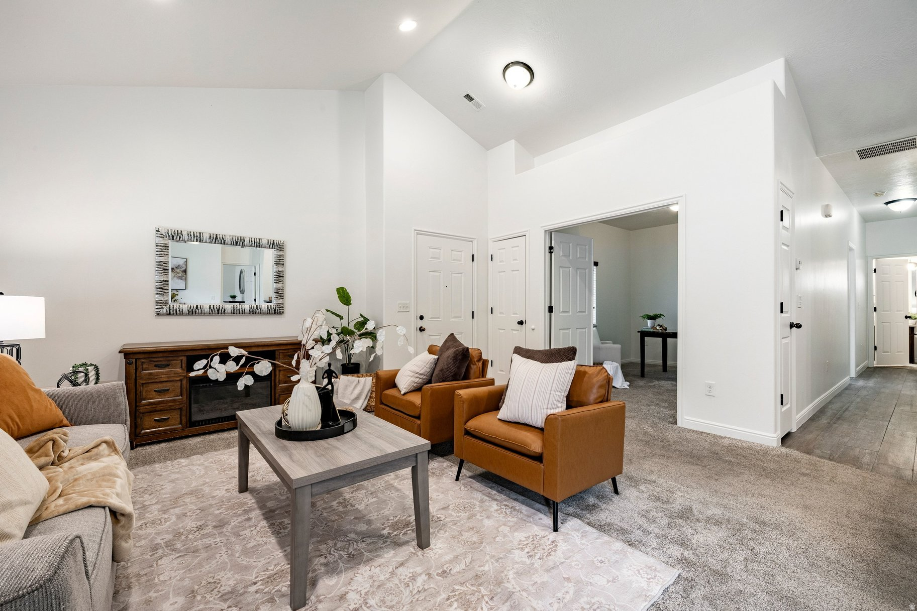 VALENTINE ESTATES - Residential
