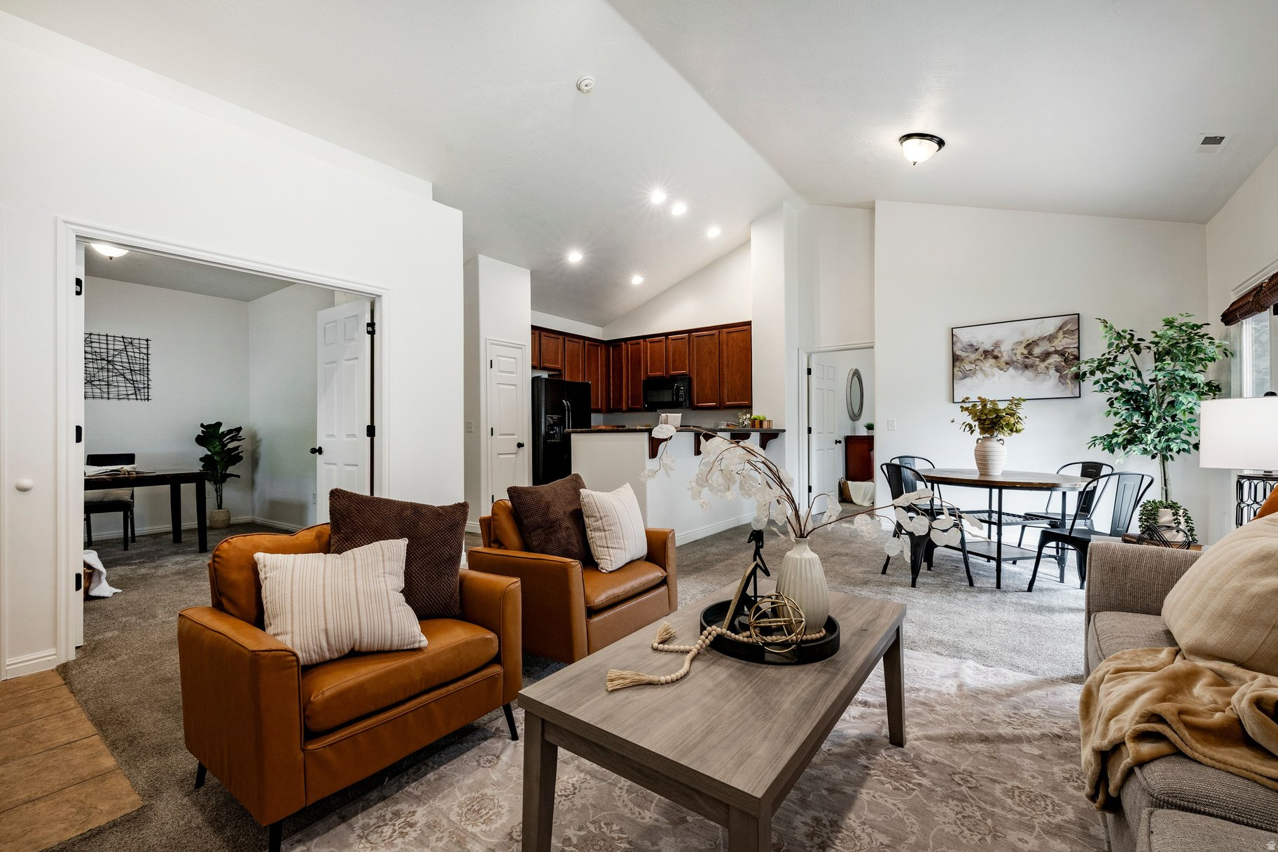 VALENTINE ESTATES - Residential