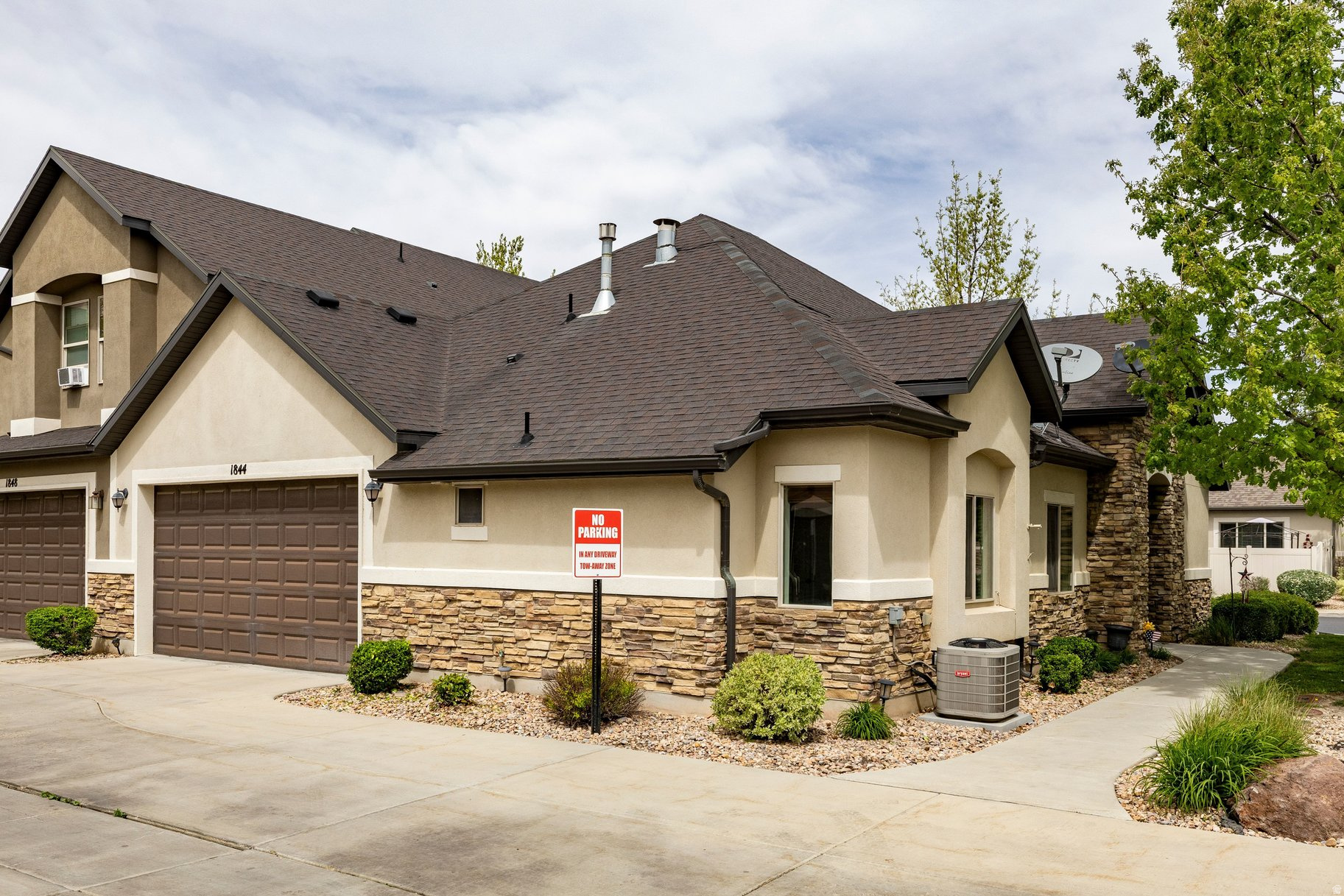 VALENTINE ESTATES - Residential