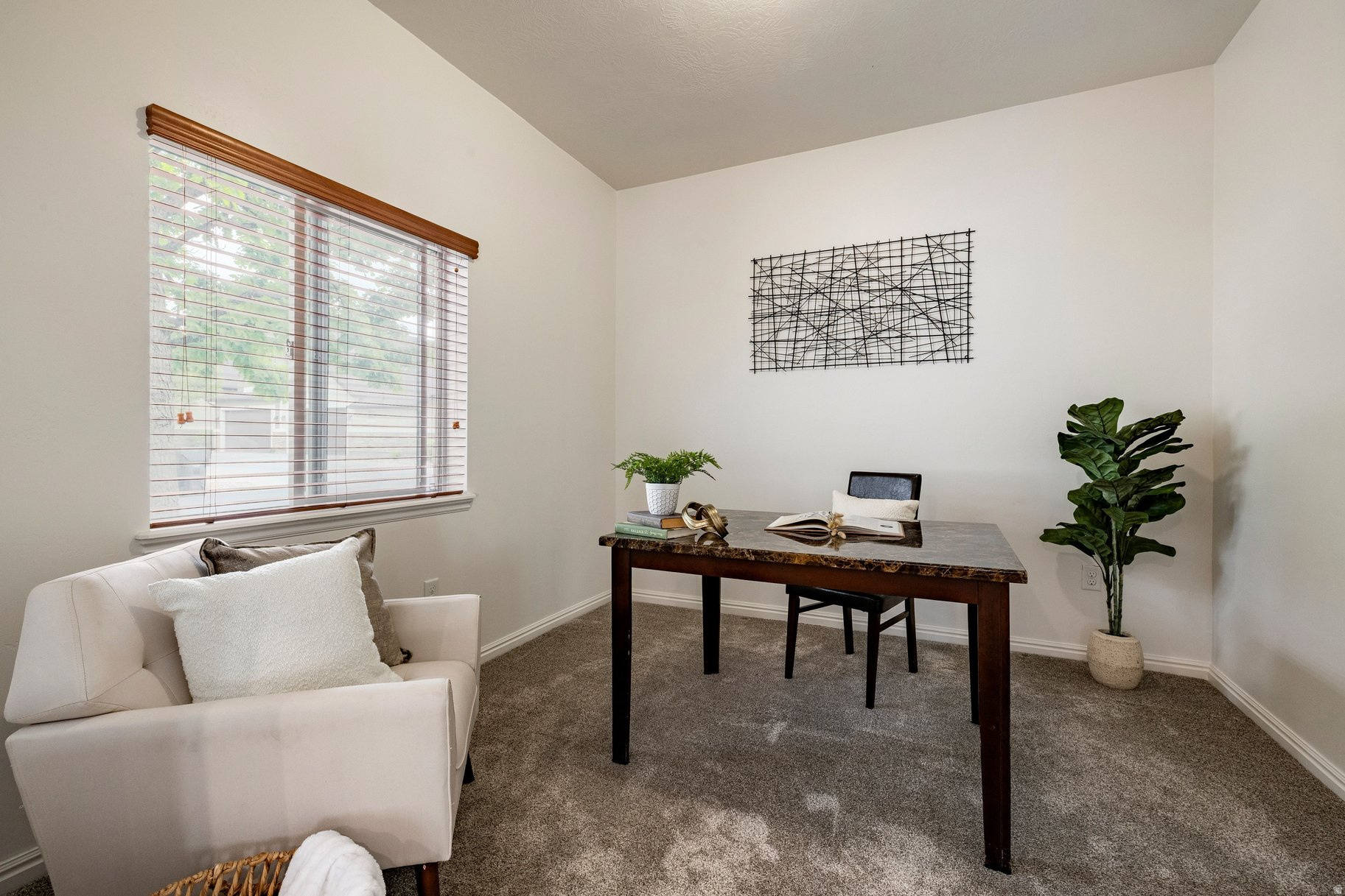 VALENTINE ESTATES - Residential
