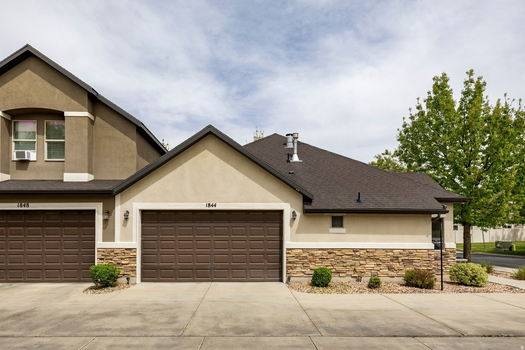 VALENTINE ESTATES - Residential