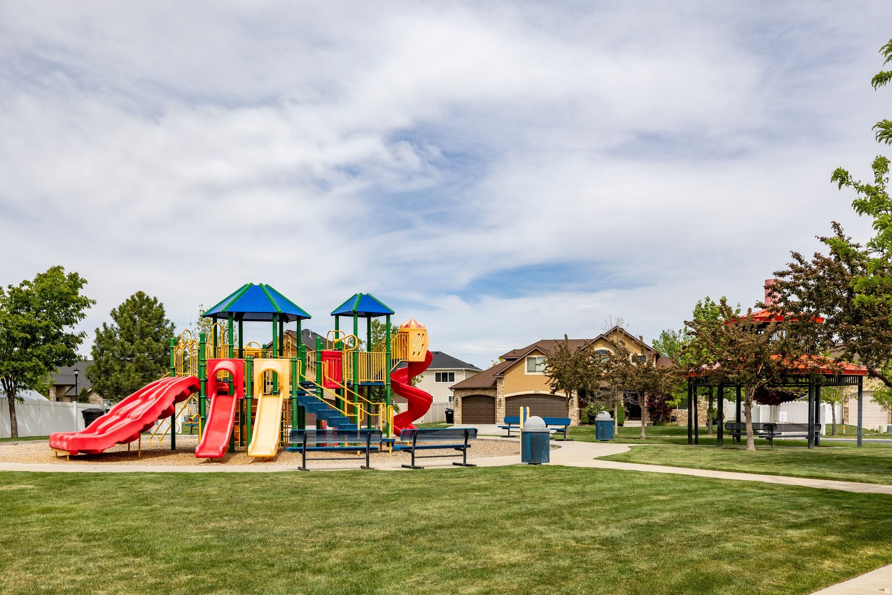 VALENTINE ESTATES - Residential