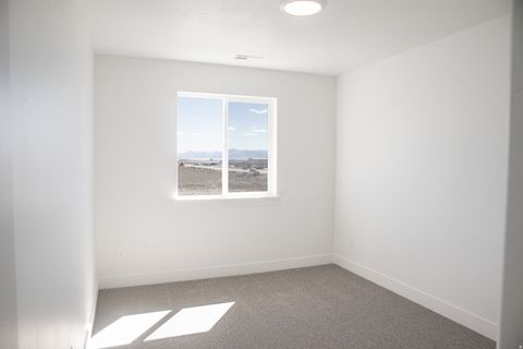 Tiny photo for 1536 E BIGTOOTH MAPLE COURT LOT Ct #7035, Eagle Mountain, UT 84005 (MLS # 2158980)