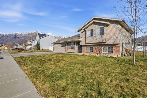 Tiny photo for 2352 N 375 W, Harrisville, UT 84414 (MLS # 2134716)