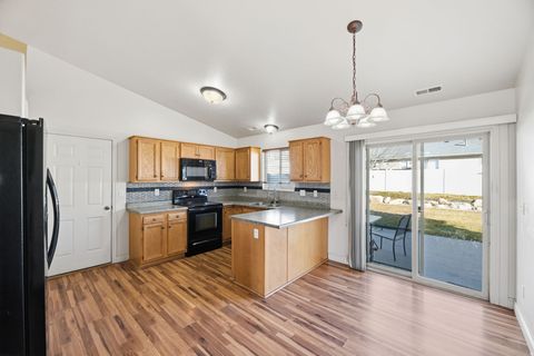 Tiny photo for 2352 N 375 W, Harrisville, UT 84414 (MLS # 2134716)