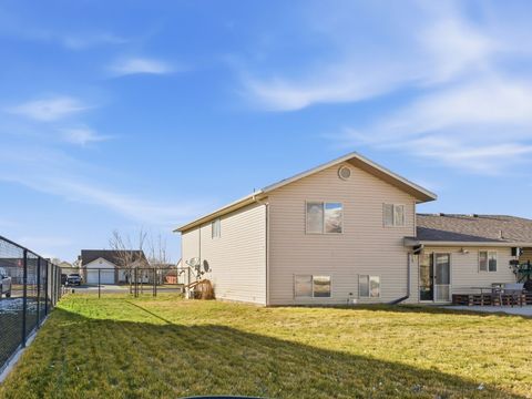 Tiny photo for 2352 N 375 W, Harrisville, UT 84414 (MLS # 2134716)