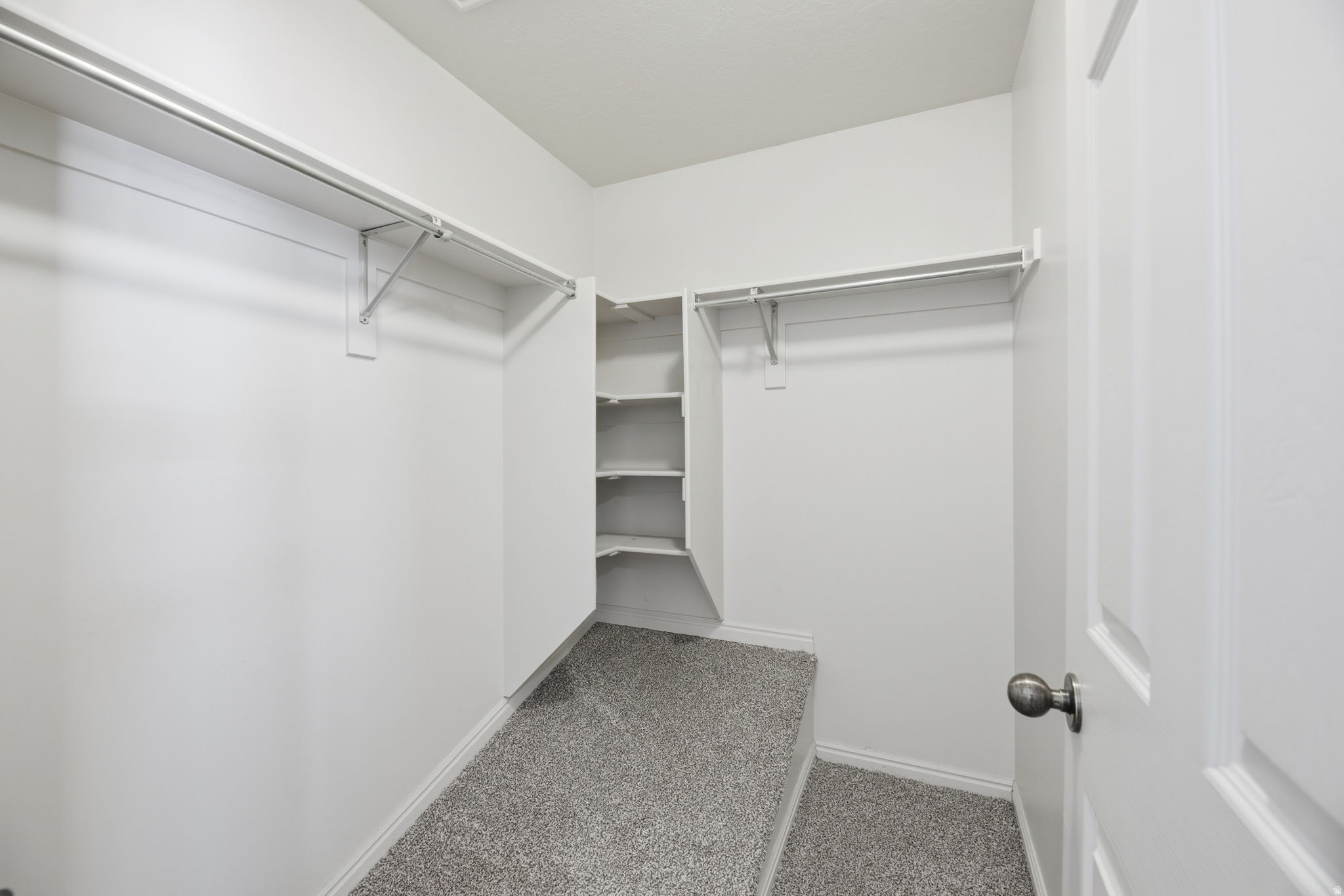 MAJESTIC VIEW - Residential