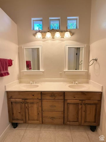 SPRINGFIELD TH 1 - Residential