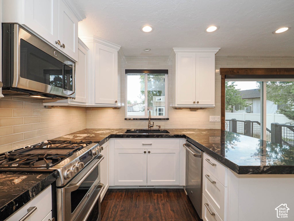 Photo of 885 E WINTER WAY, Sandy, UT 84094 (MLS # 2189920)
