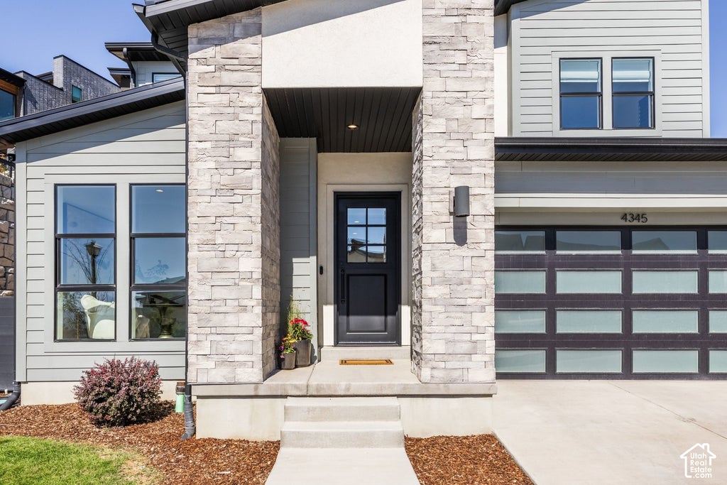 Photo of 4345 N SUMMER VIEW DR, Lehi, UT 84048 (MLS # 2187287)