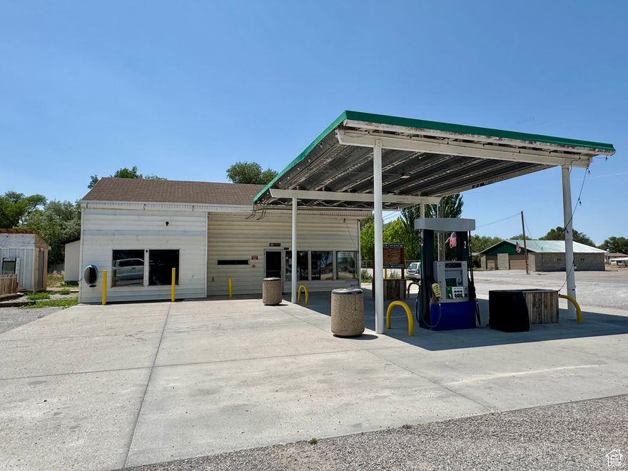 High visible commercial site on the corner of Hinckley Main Street and Hwy 50/6. Traditionally used as a gas station, but is a great opportunity for retail, restaurant, sales or other various businesses. Most items and inventory are included. Hinckley is a growing community that would benefit from a retail or business going in. Includes a 40' storage building for supplies with a connected patio. Fuel tanks were State compliant and functioning great when the station closed in Oct 2024.