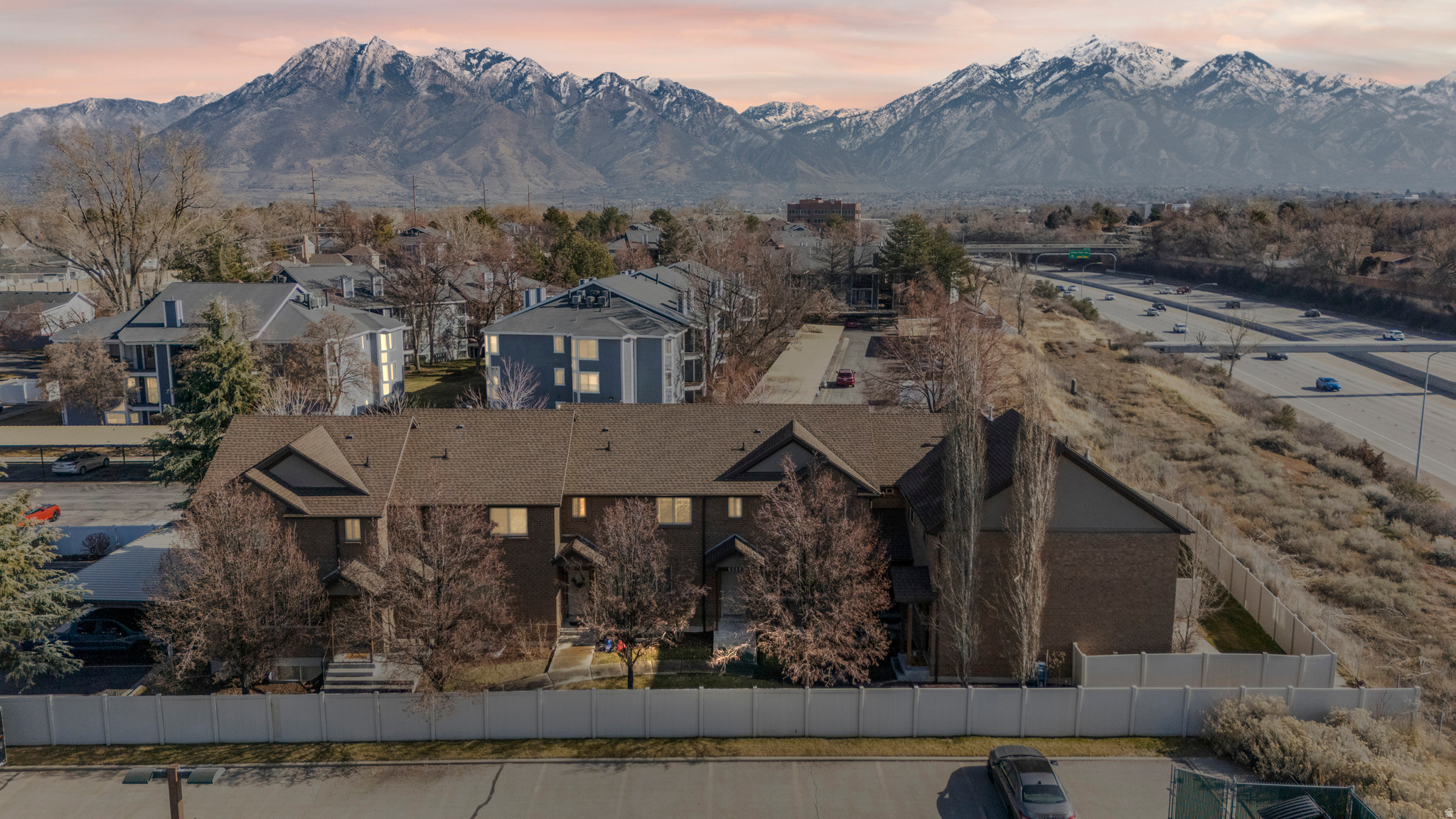 WINCHESTER CONDO - Residential Income