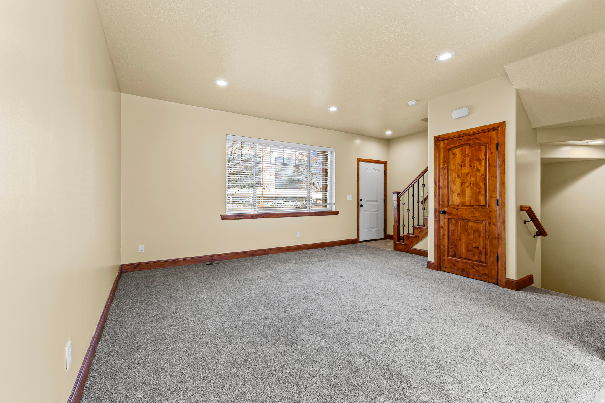 WINCHESTER CONDO - Residential Income