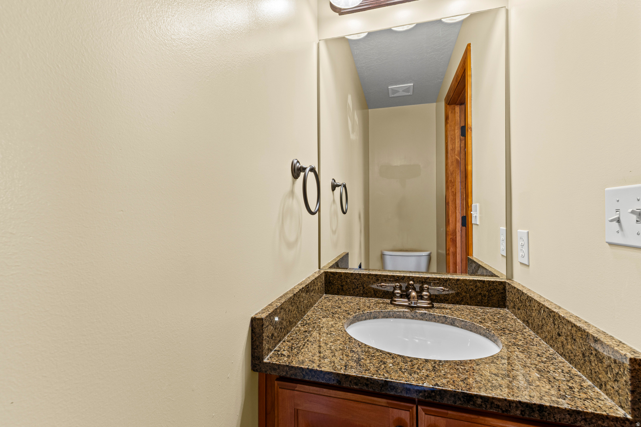 WINCHESTER CONDO - Residential Income