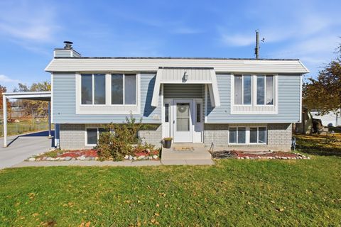 Tiny photo for 4026 W 5900 S, Salt Lake City, UT 84123 (MLS # 2122732)
